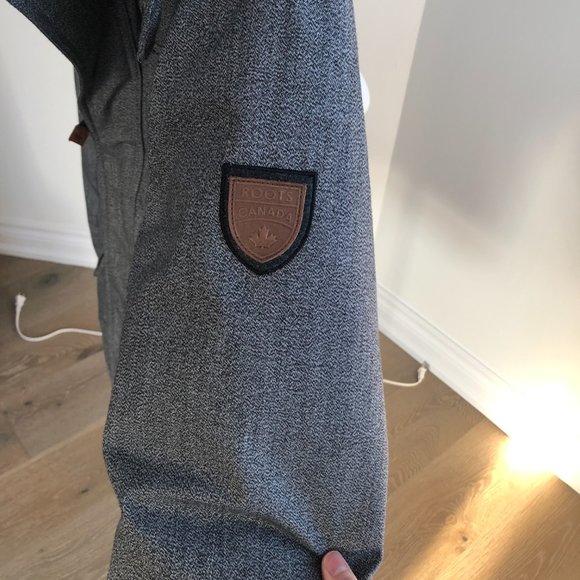 Roots Men's Down Jacket - Picture 3 of 6